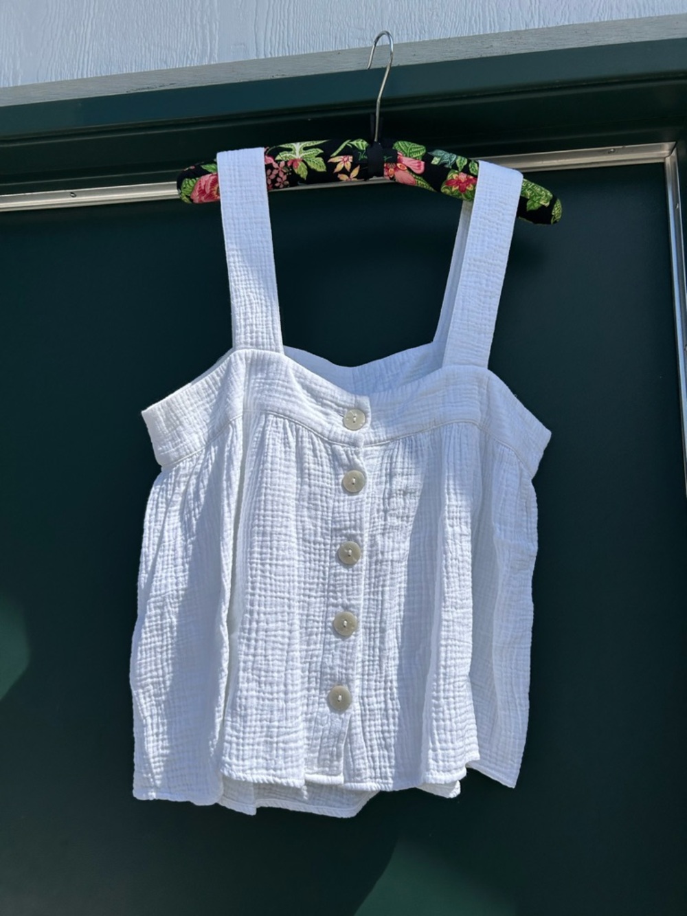 Joie White Textured Button-Front Sleeveless Top